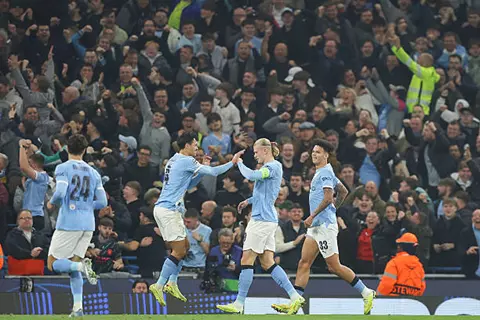 مرموش شارك 4 دقائق.. مانشستر سيتي يقسو على دورتموند في دوري أبطال أوروبا